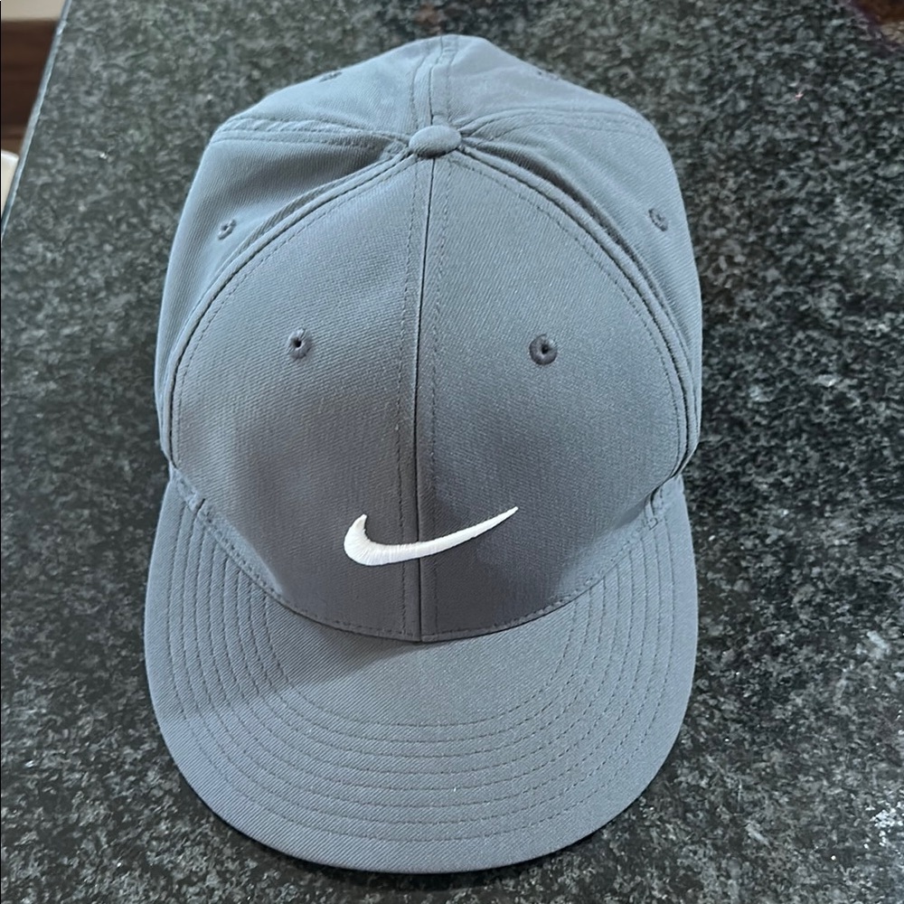Nike Golf Gray Cap